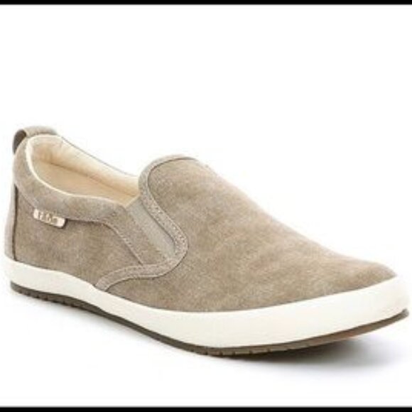 Täos Footwear 'Dandy DND' Slip On Sneakers in Khaki Wash Canvas - Picture 1 of 16